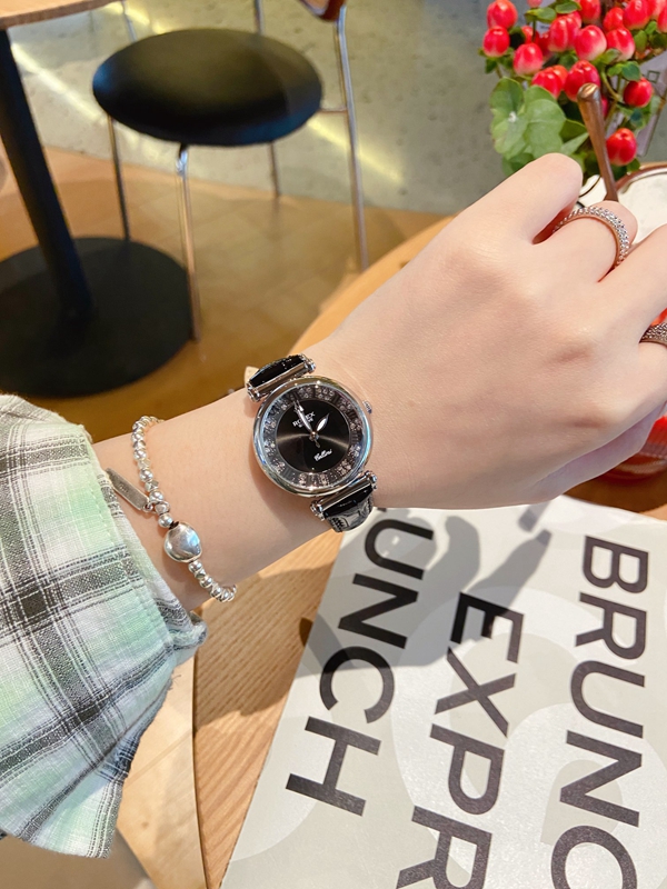 ブランド時計角部分ディテール